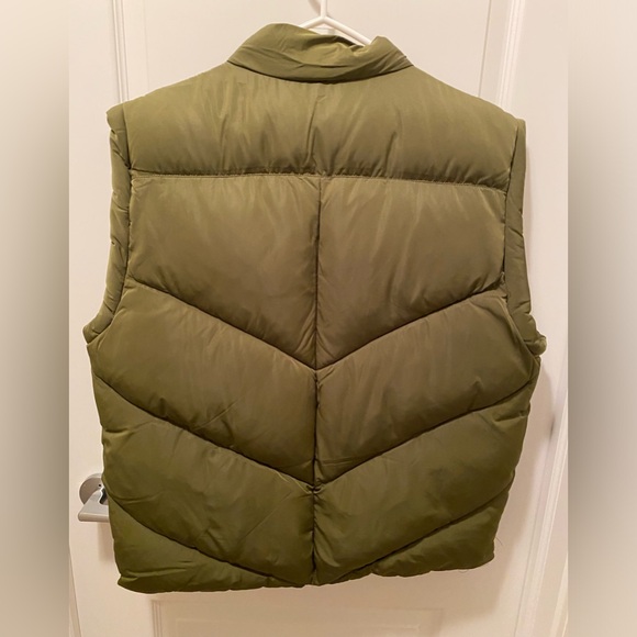 BLANKNYC Puffer Vest-brand new - Picture 2 of 5